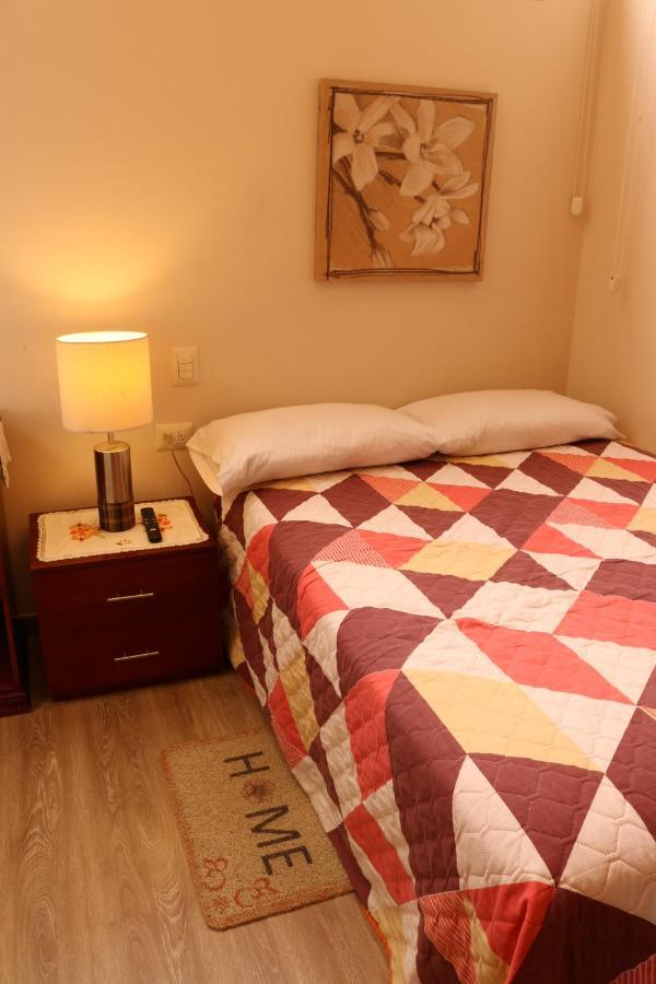 Casatodosantos Bed & Breakfast Cuenca Exterior photo