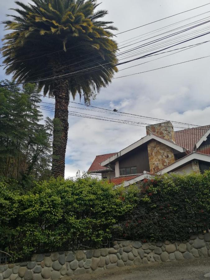 Casatodosantos Bed & Breakfast Cuenca Exterior photo